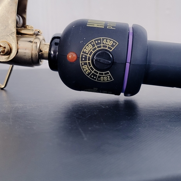 Curling Iron - Picture 2 of 2